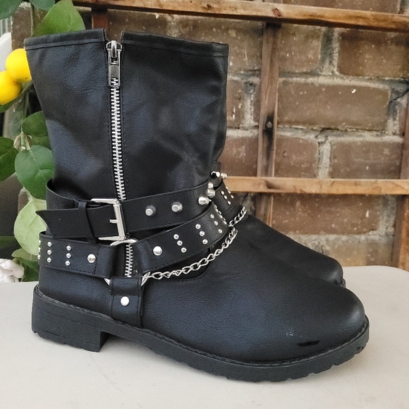 rue21 etc Combat Ankle Boots Sz 9 - Picture 1 of 12